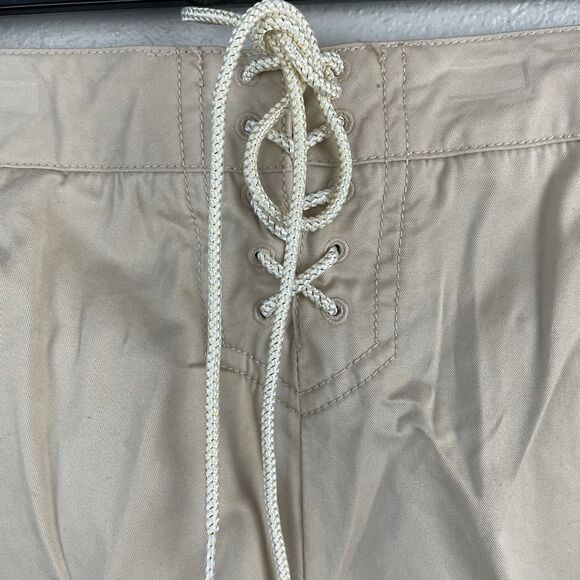 NWT Tommy Hilfiger Khaki Cropped Pants Size 10 - Picture 8 of 10